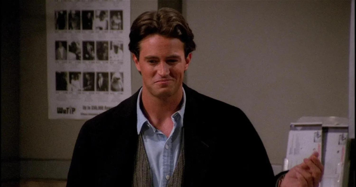 La salud mental en 'Friends' a través de Chandler: un viaje por sus traumas infantiles y el papel del humor en su vida adulta.